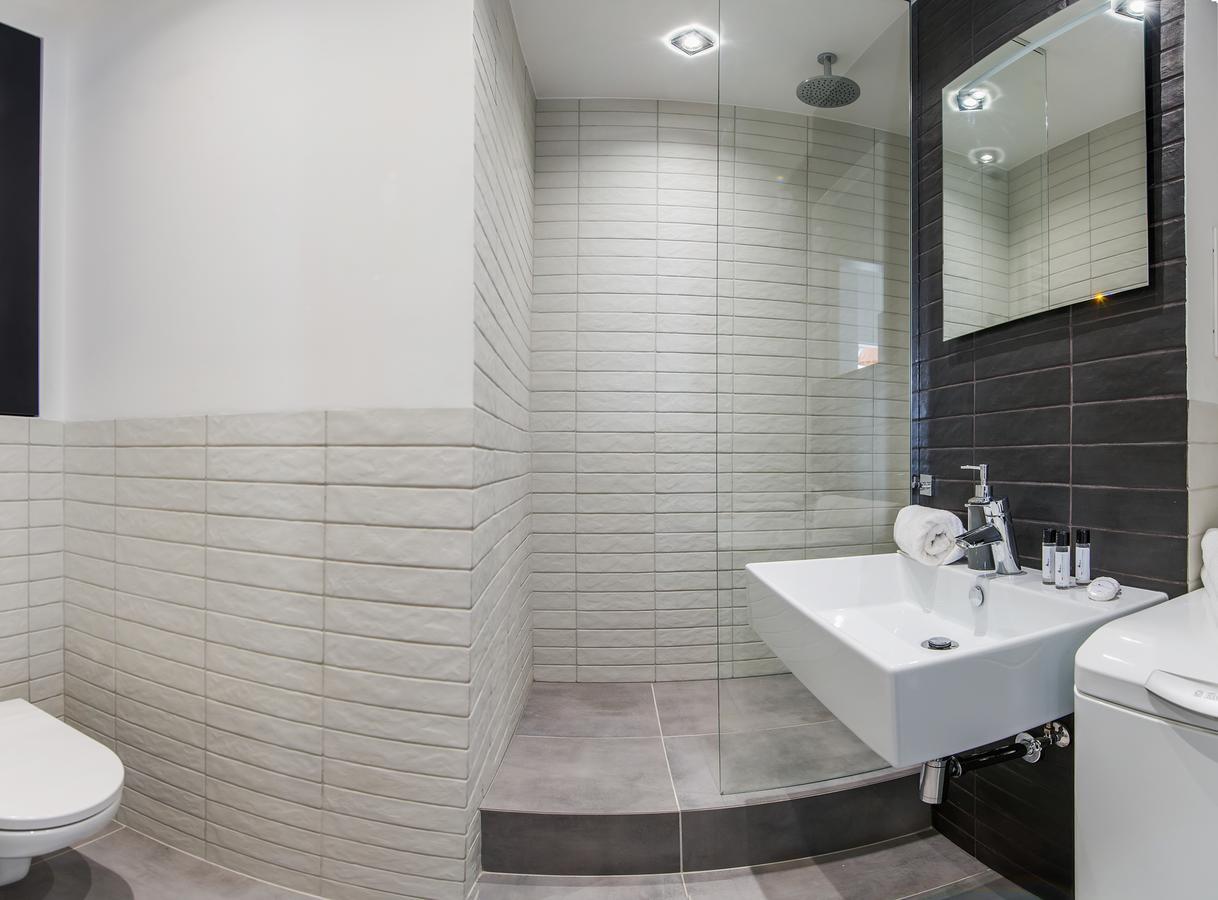 Chmielna 73 P&O Serviced Apartments วอร์ซอ ภายนอก รูปภาพ